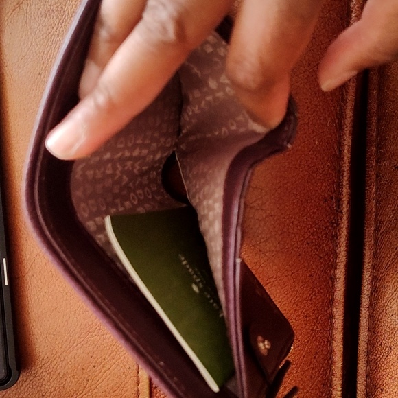 Kate Spade wallet - Picture 4 of 5